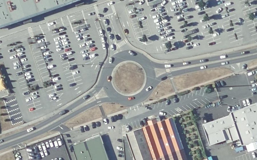 Vue aérienne du Rond-point anonyme n°4060308
