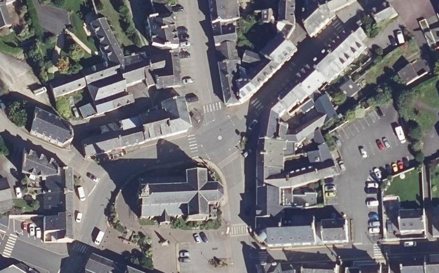 Vue aérienne du Rond-point anonyme n°406674700