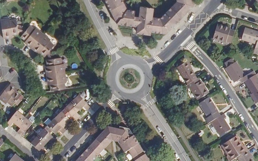 Vue aérienne du Rond-Point de la Croix aux Buis