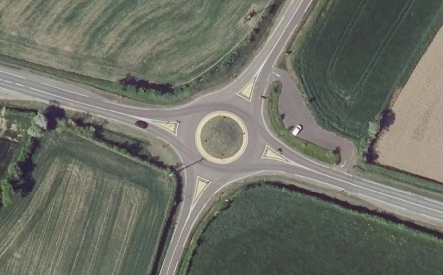 Vue aérienne du Rond-point anonyme n°408015006