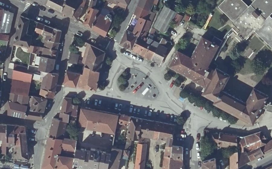 Vue aérienne de la Place d'Armes