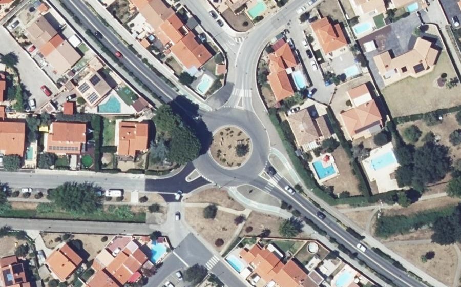Vue aérienne du Rond-point anonyme n°41388881