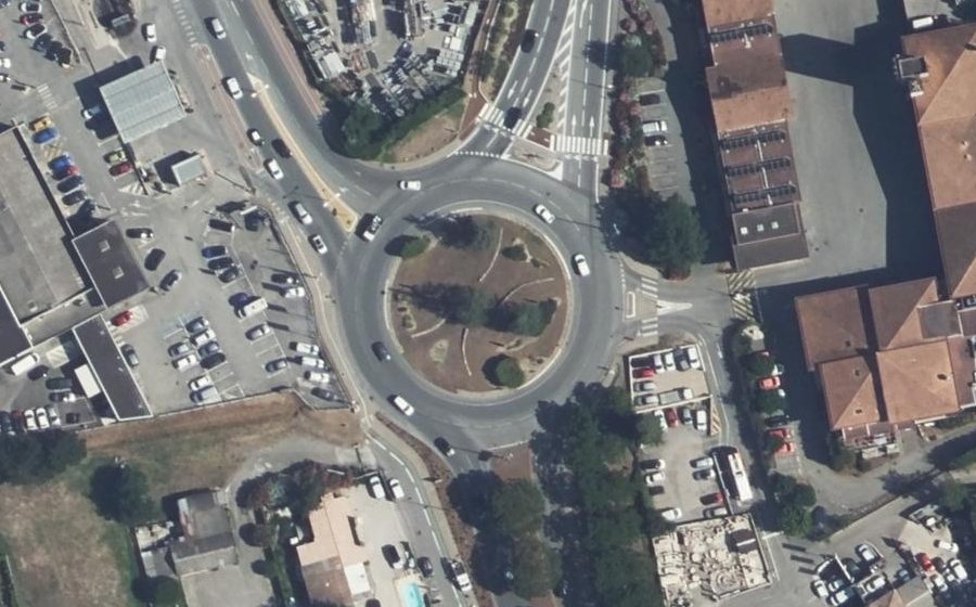Vue aérienne du Rond-Point des Gendarmes d'Ouvéa