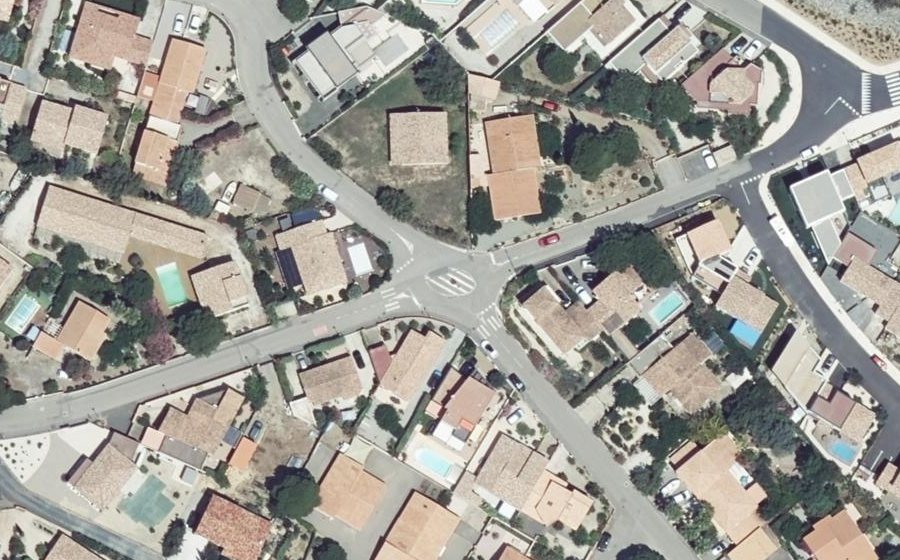 Vue aérienne du Rond-point anonyme n°41517923