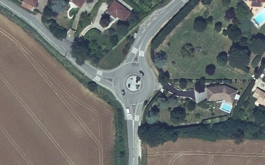Vue aérienne du Route d'Auzielle