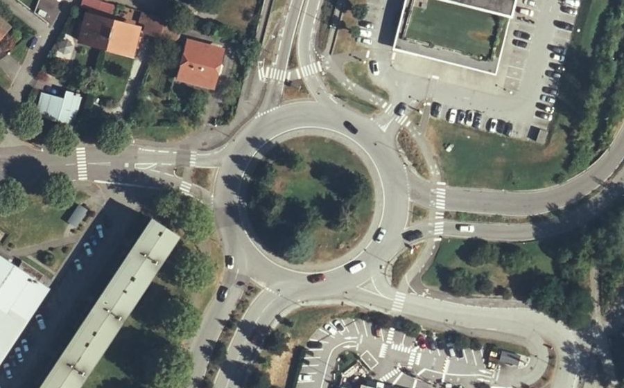 Vue aérienne du Rond-point anonyme n°4159008