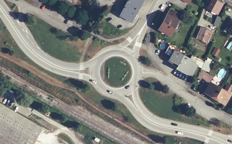 Vue aérienne du Rond-point anonyme n°4159341