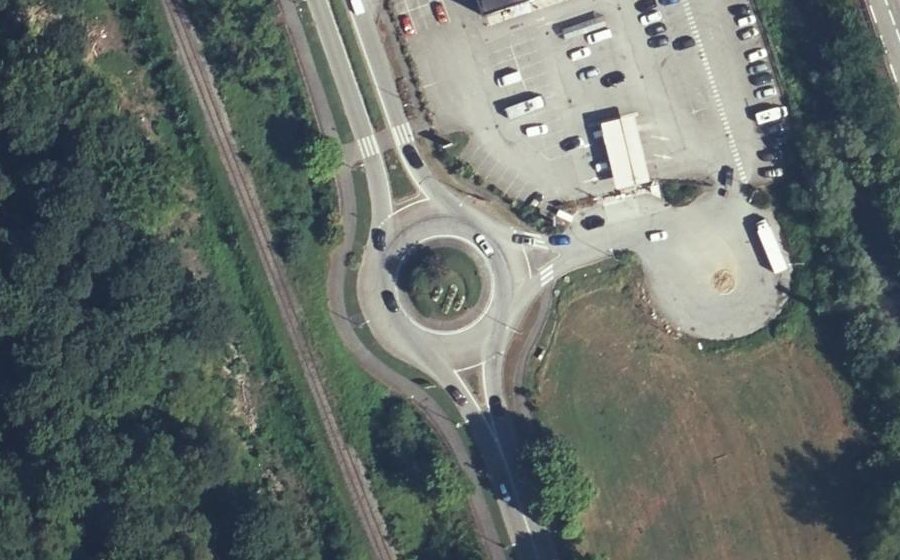 Vue aérienne du Rond-point anonyme n°4159346