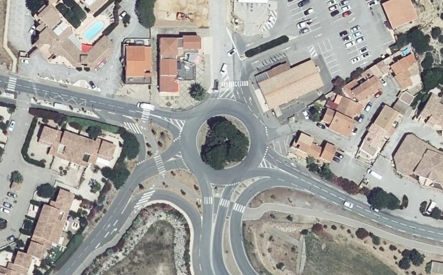 Vue aérienne du Rond-Point des Anciens Marins Anciens Combattants de Leucate