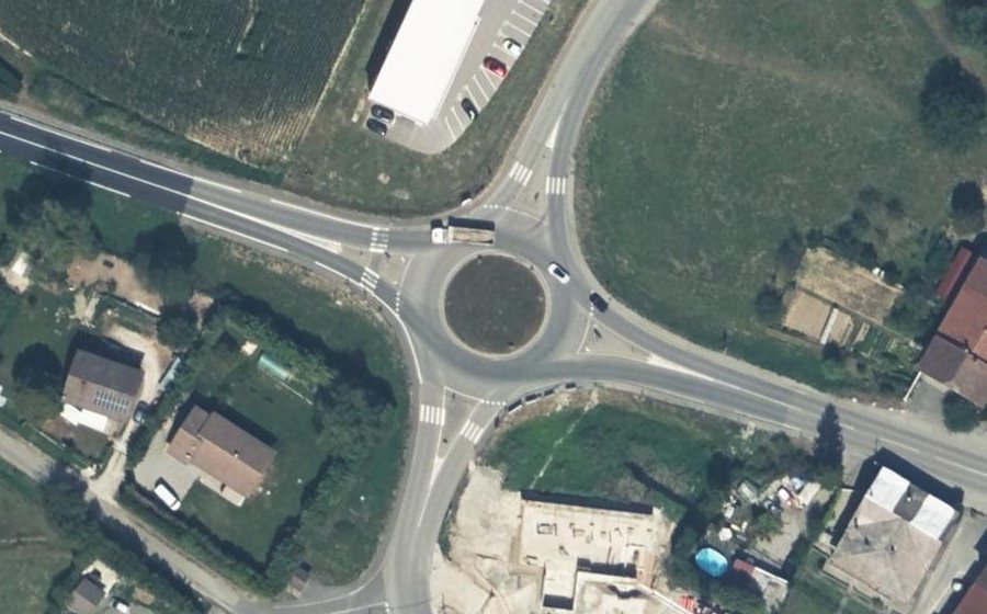 Vue aérienne du Rond-point anonyme n°4160508