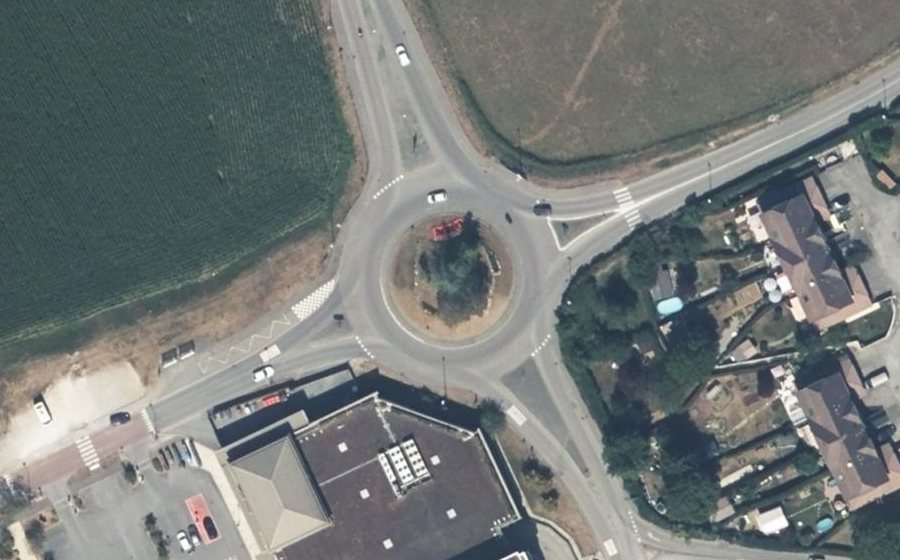 Vue aérienne du Rond-point anonyme n°4160705