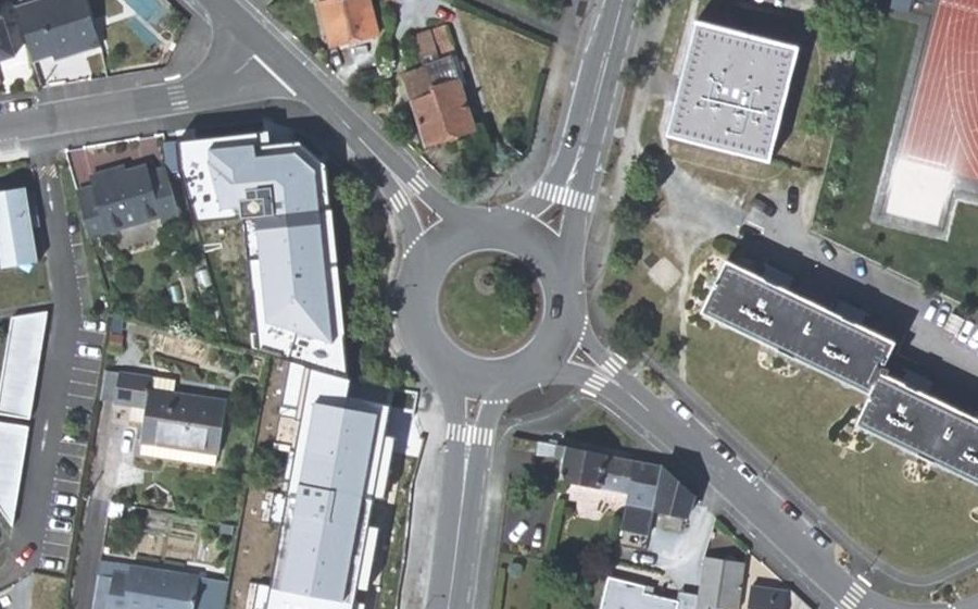 Vue aérienne du Rond-Point du Pressoir Rouge