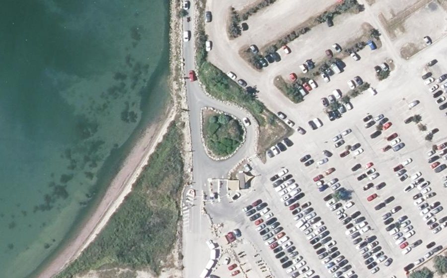 Vue aérienne du Rond-point anonyme n°41680770