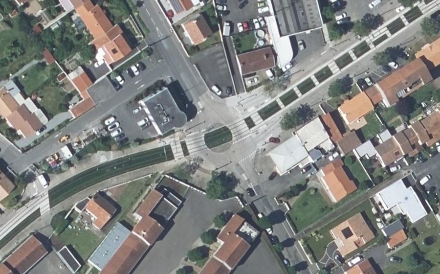 Vue aérienne du Rond-Point des Écoles
