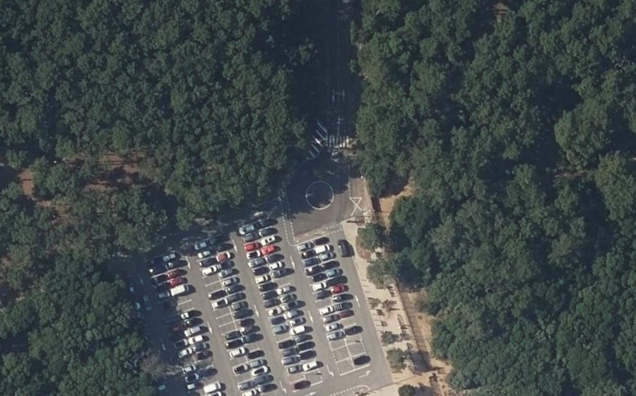 Vue aérienne du Rond-point anonyme n°419426201