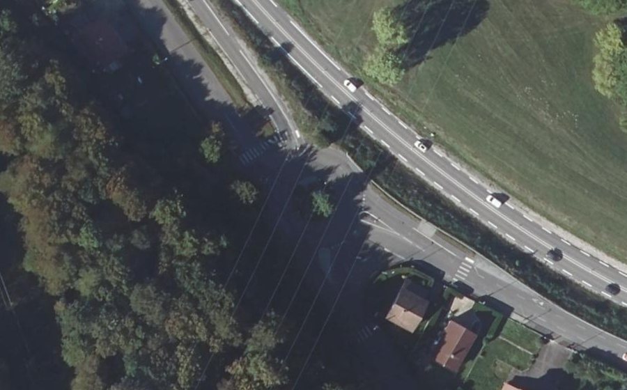 Vue aérienne du Rond-point anonyme n°41975491