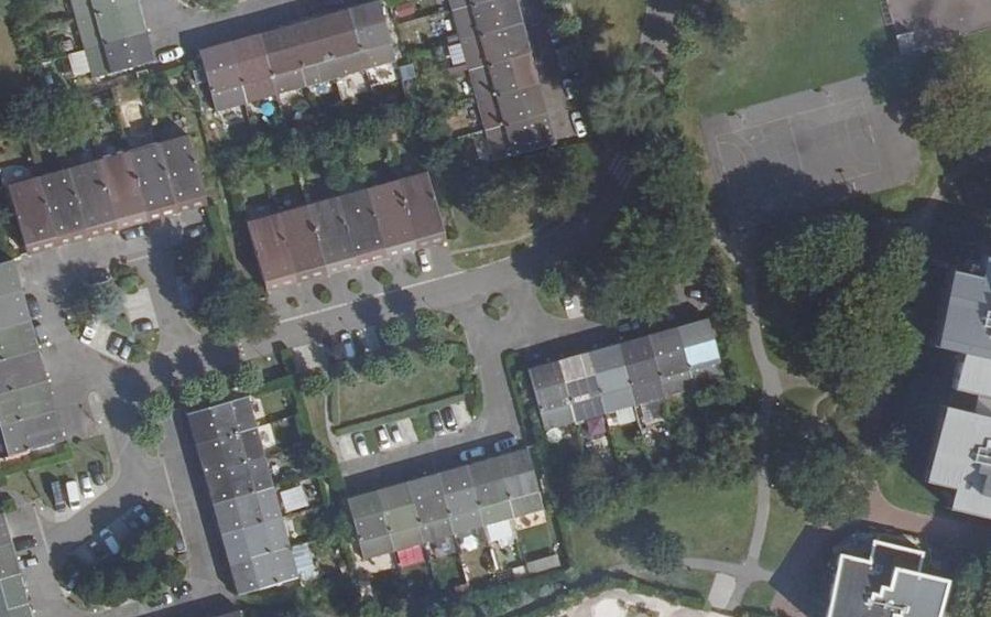 Vue aérienne du Rond-point anonyme n°42228780