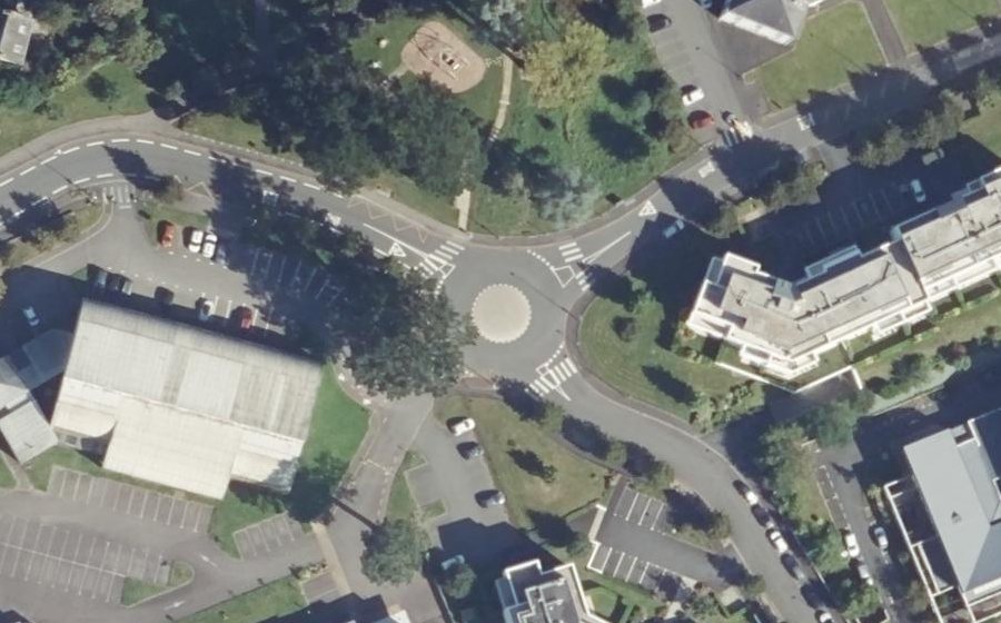 Vue aérienne du Rond-Point Monseigneur Fauvel