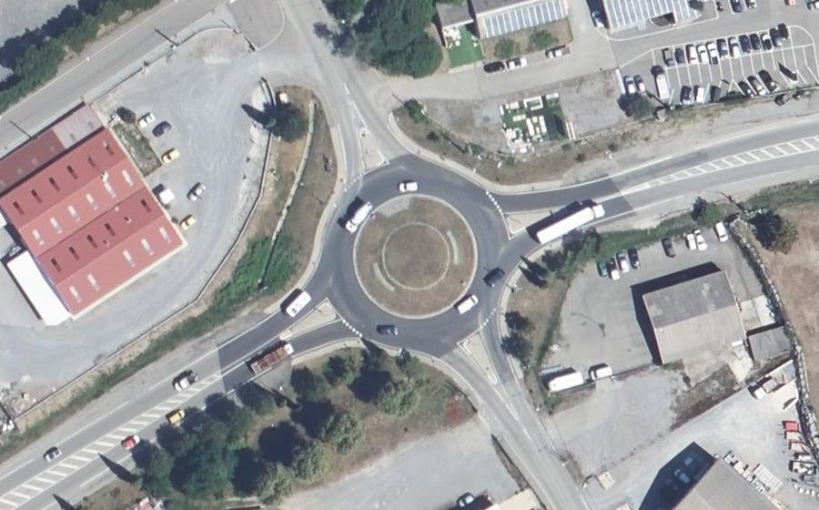 Vue aérienne du Rond-point anonyme n°4233443