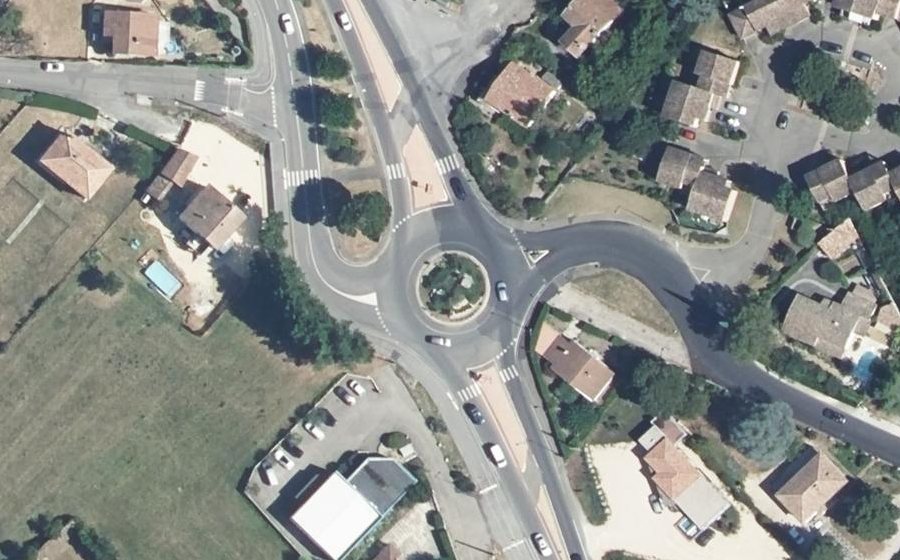 Vue aérienne du Rond-point anonyme n°4234226
