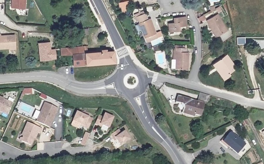Vue aérienne du Rond-point anonyme n°4236368