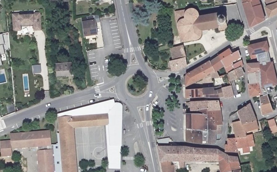 Vue aérienne du Rond-point anonyme n°4236370