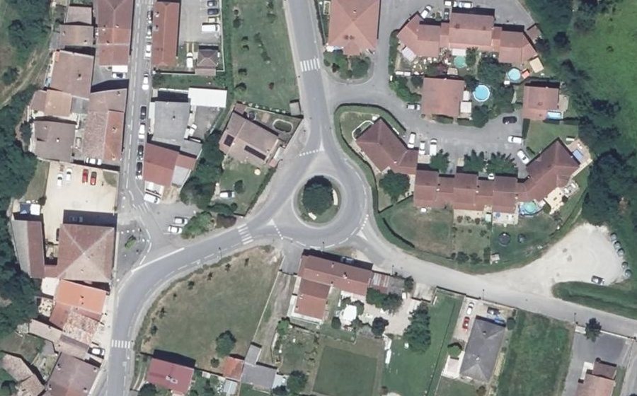 Vue aérienne du Rond-point anonyme n°4236373
