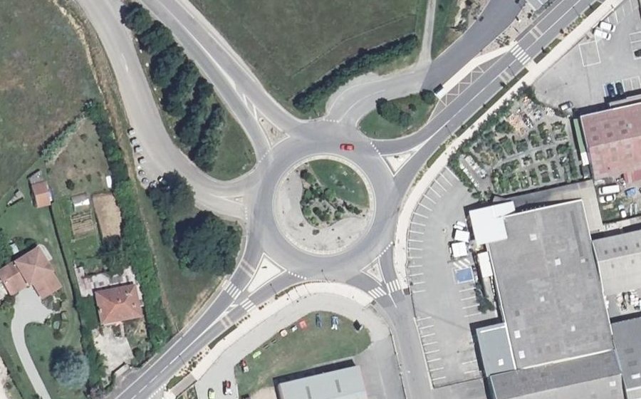 Vue aérienne du Rond-point anonyme n°4236389
