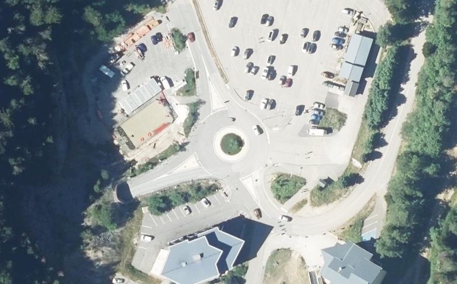 Vue aérienne du Rond-point anonyme n°4241952