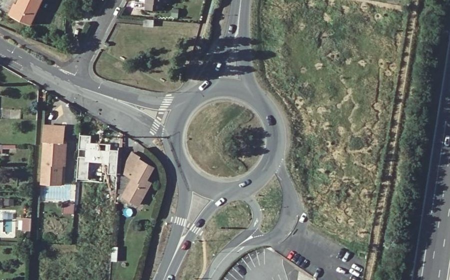 Vue aérienne du Rond-point anonyme n°4246004