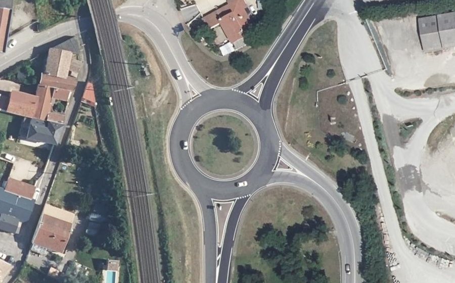 Vue aérienne du Rond-point anonyme n°4246271