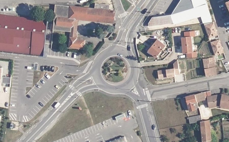 Vue aérienne du Rond-point anonyme n°4246615