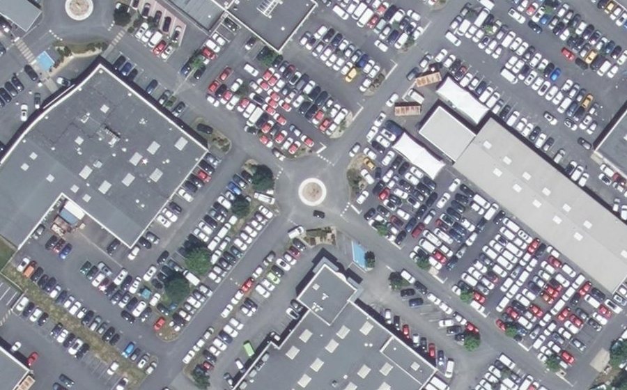 Vue aérienne du Rond-point anonyme n°42513905