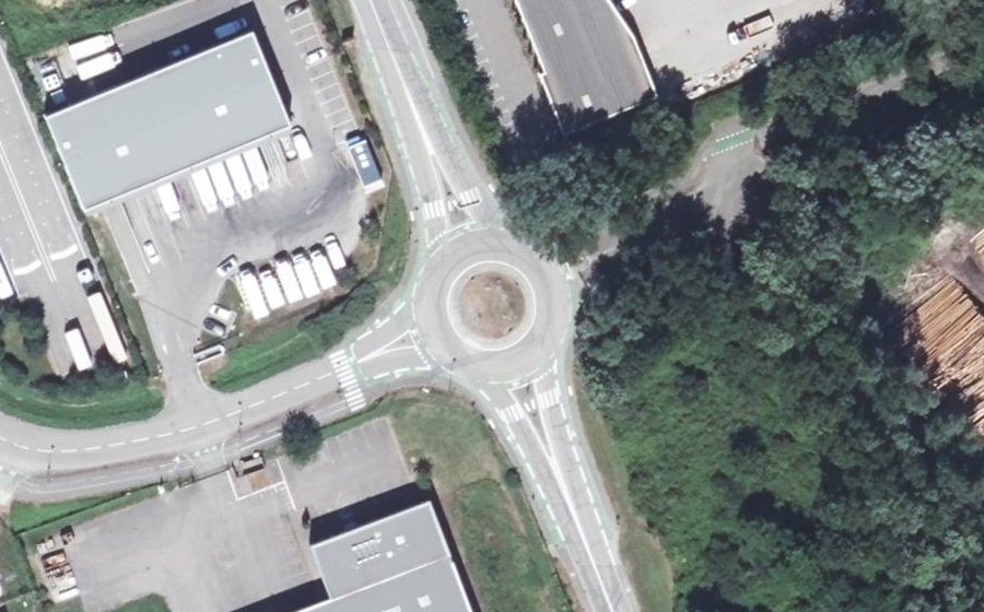 Vue aérienne du Rond-point anonyme n°4265178