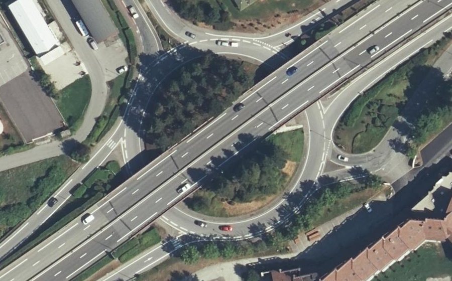 Vue aérienne du Rond-point anonyme n°4268410