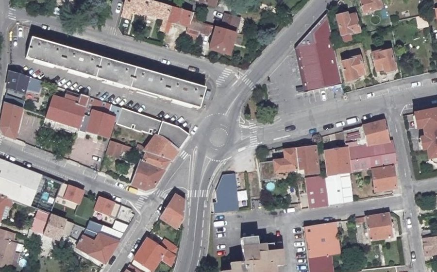 Vue aérienne du Rond-point anonyme n°4273143