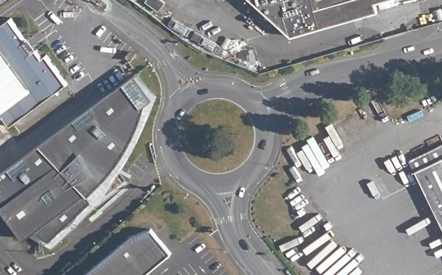 Vue aérienne du Rond-Point le Pin Parasol