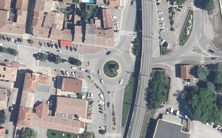 Vue aérienne du Rond-point anonyme n°4275920