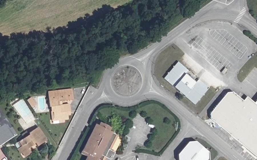 Vue aérienne du Rond-point anonyme n°4278429