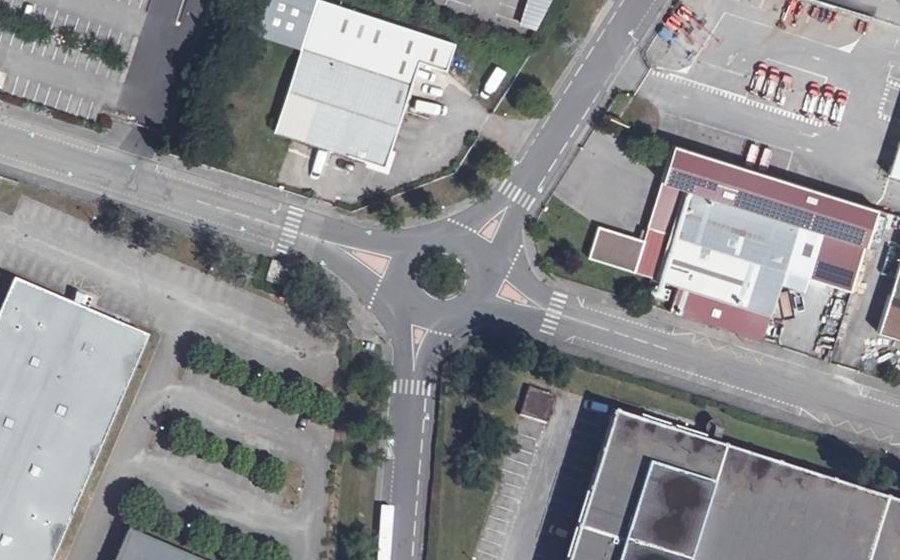 Vue aérienne du Rond-point anonyme n°4279271