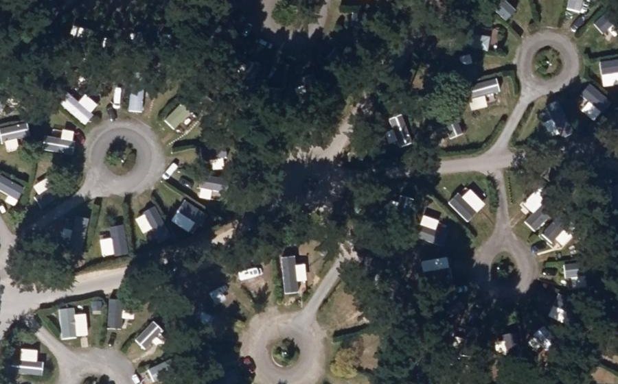 Vue aérienne du Rond-point anonyme n°429102617
