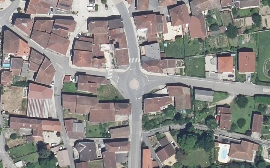 Vue aérienne du Rond-point anonyme n°4294611