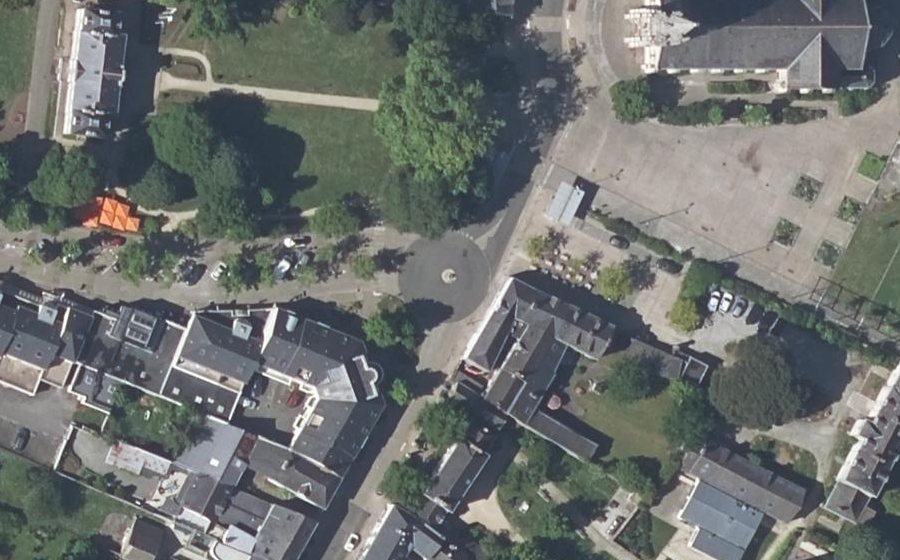 Vue aérienne du Rond-point anonyme n°42992167