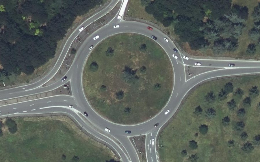Vue aérienne du Rond-point anonyme n°4299503