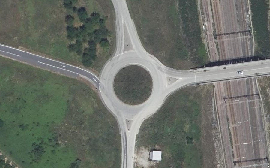 Vue aérienne du Rond-point anonyme n°4307326