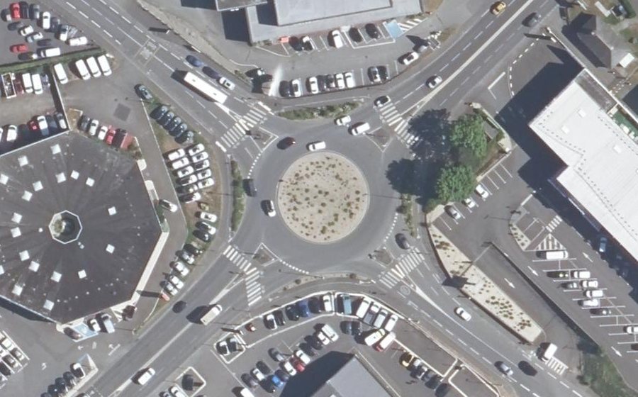 Vue aérienne du Rond-Point du 19 Mars 1962