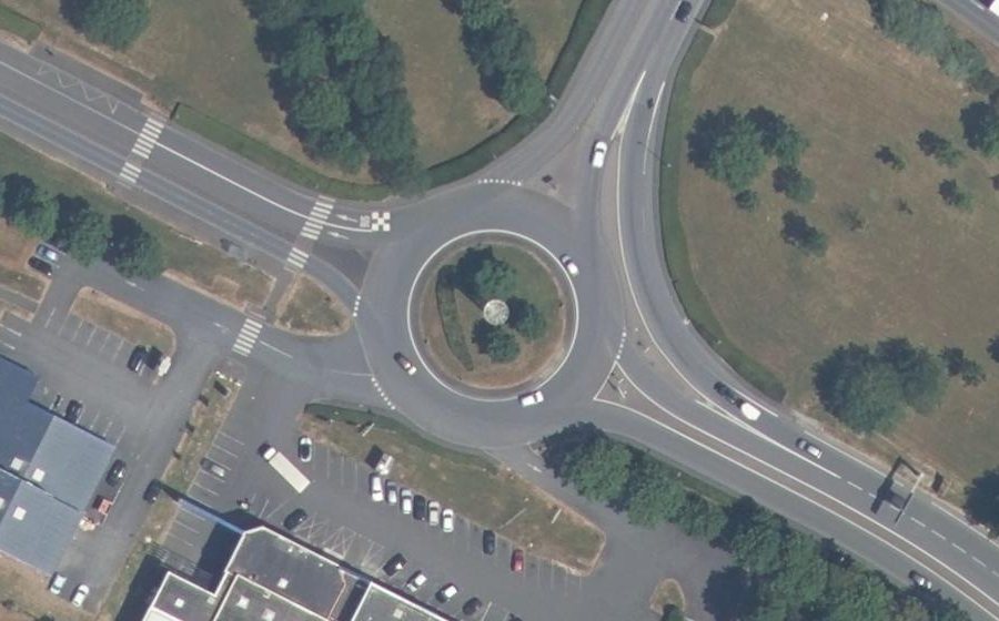 Vue aérienne du Rond-point anonyme n°4316090