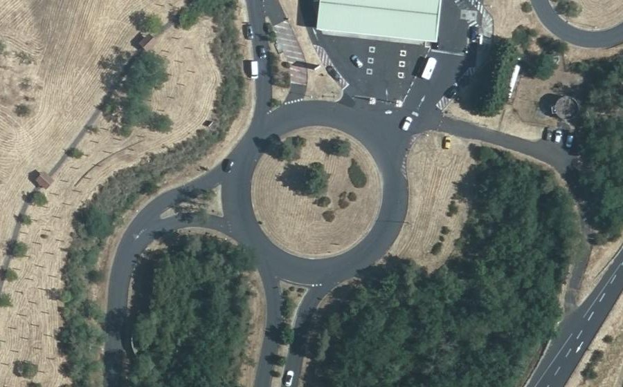 Vue aérienne du Rond-point anonyme n°4316649