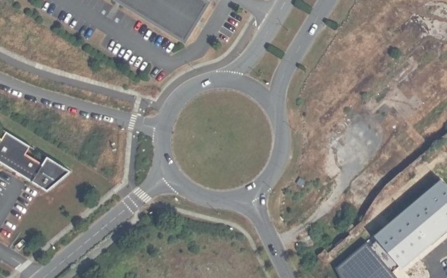 Vue aérienne du Rond-point anonyme n°4323309