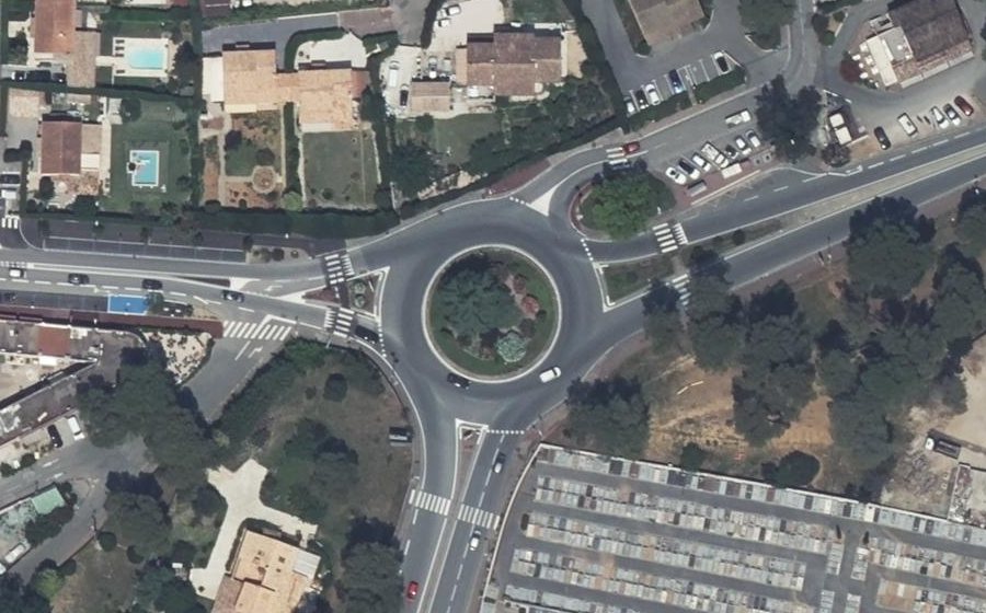 Vue aérienne du Rond-point anonyme n°4325447